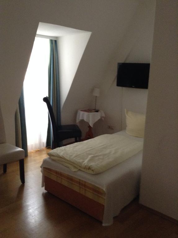 היידלברג Hotel Zum Pfalzgrafen מראה חיצוני תמונה